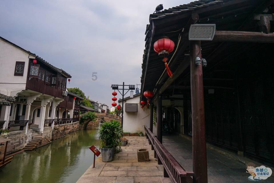 逃离遗弃的建筑5